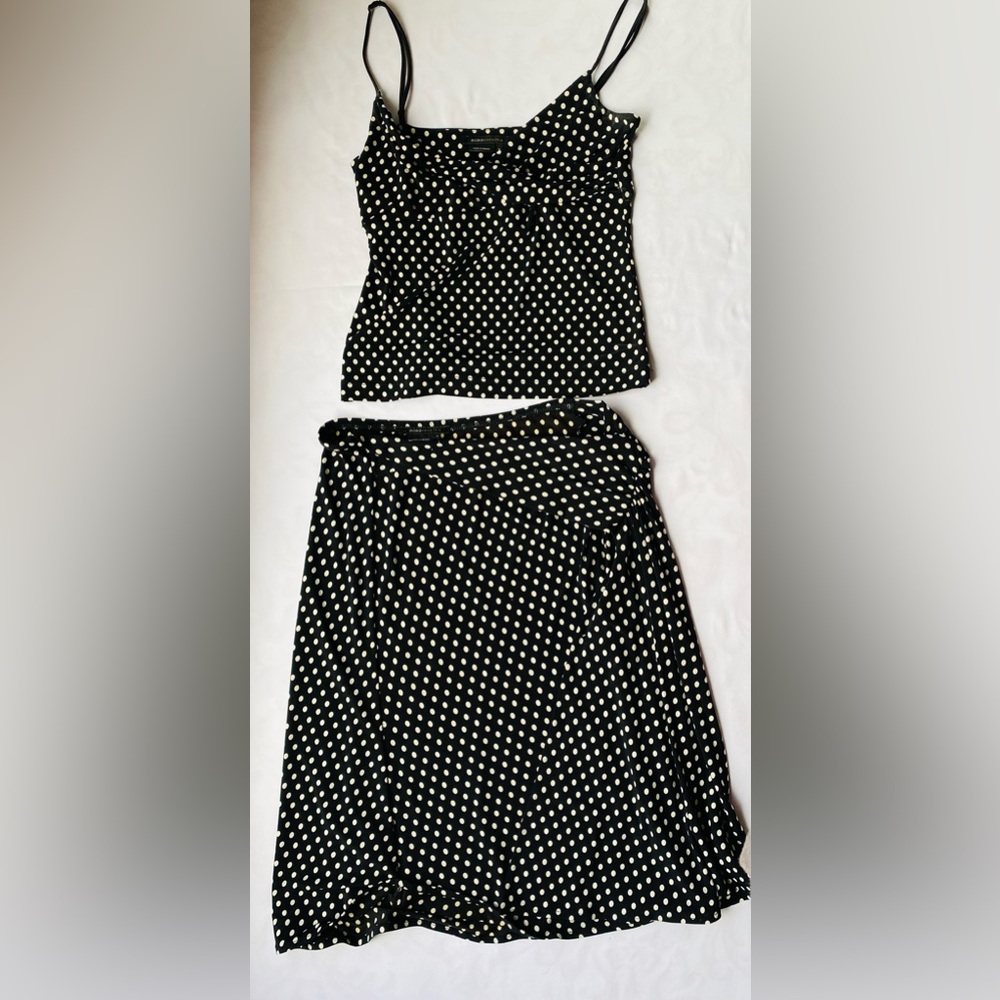 BCBGMaxAzria 2PC Skirt Set Size Top medium, Skirt medium polka dots Summer Set.